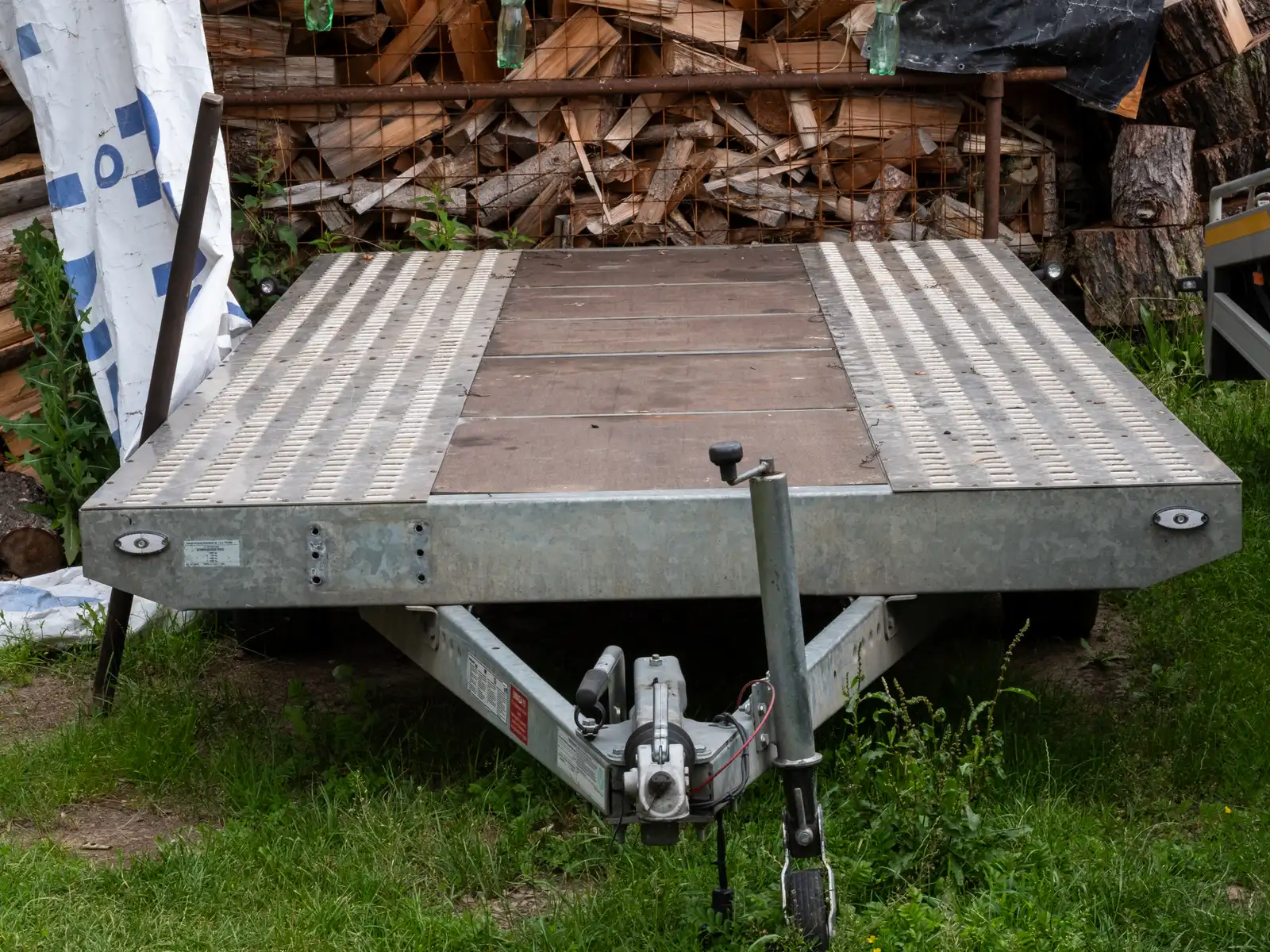 Přívěs pro převoz strojů a techniky SERVIS A OPRAVY PH Rohozná